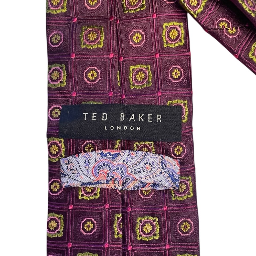 Ted Baker London Geometric 100% Silk Tie Made In USA Preppy 3.5" Luxury Purple